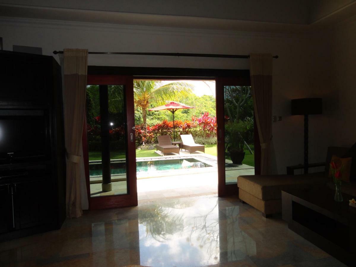 Ungasan Hillstone Uluwatu Villa מראה חיצוני תמונה