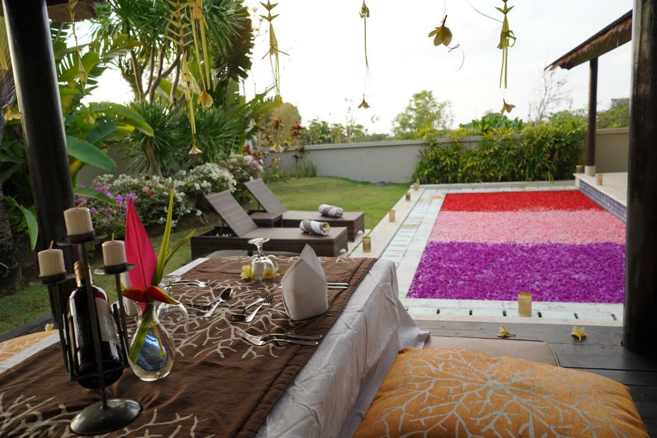 Ungasan Hillstone Uluwatu Villa מראה חיצוני תמונה